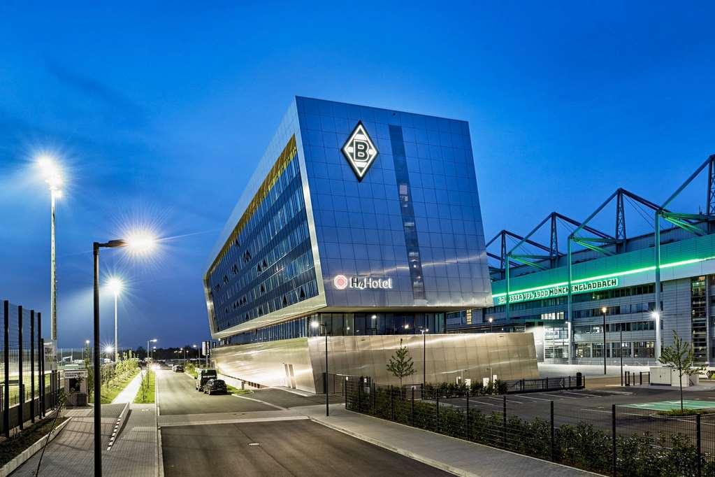 H4 Hotel Moenchengladbach Im Borussia-Park Exteriör bild