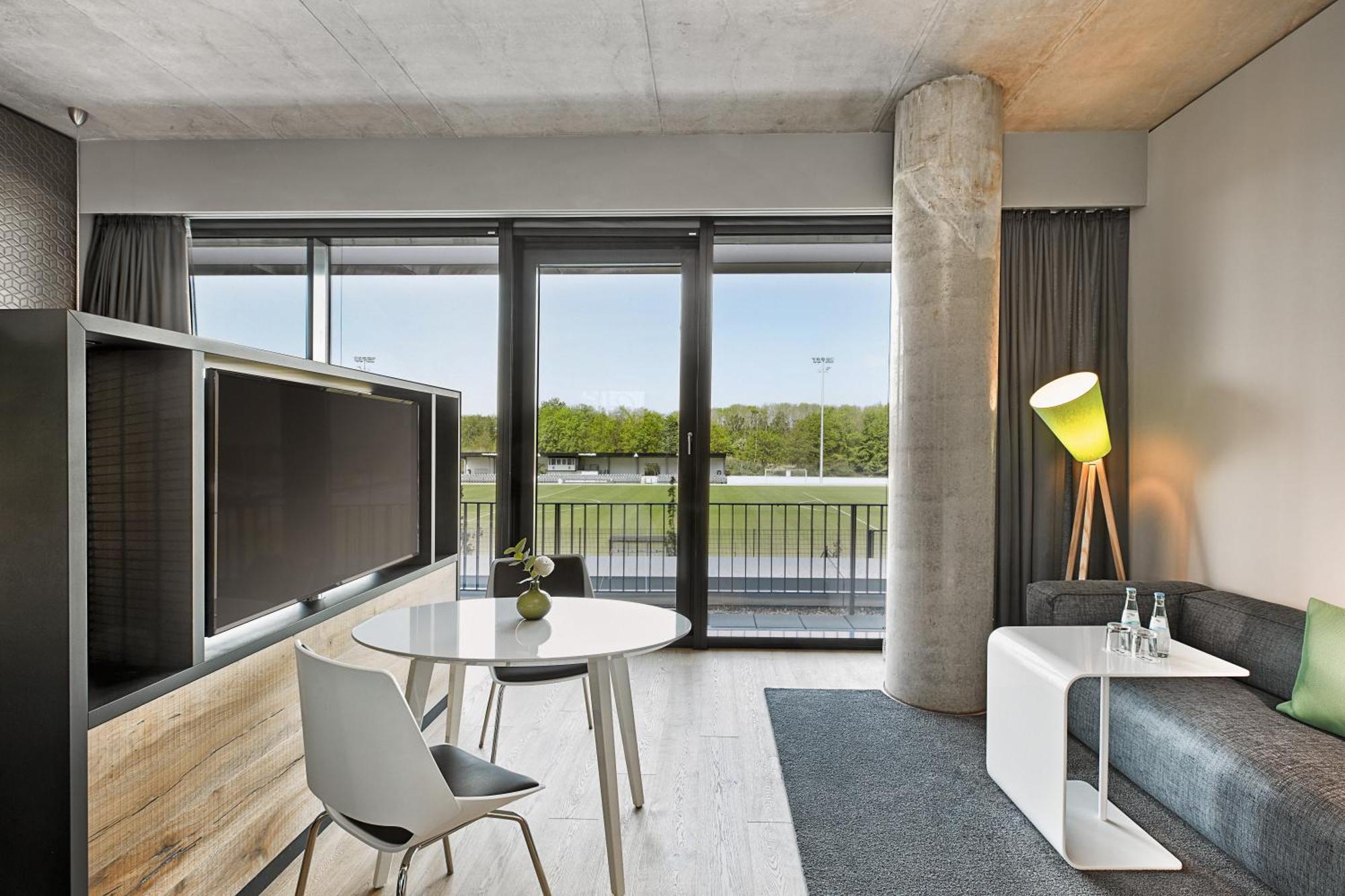 H4 Hotel Moenchengladbach Im Borussia-Park Exteriör bild